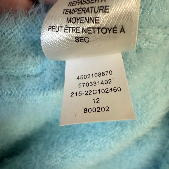 Chico's Sweater Size 1 M Blue Fuzzy Pullover V Neck Long Sleeve Soft Knit Top - Picture 8 of 9